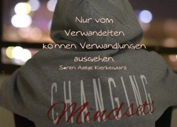 Hoodie von hinten